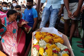 The funeral of Navy employee Basavarajaguru held in muddebihala
