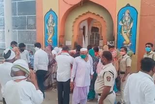 open religious places demand by by devotees in paithan