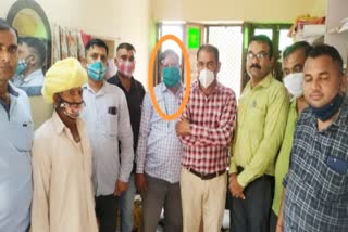 रिश्वत लेता पटवारी गिरफ्तार, Patwari arrested for taking bribe
