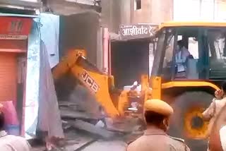 हेरिटेज निगम में अतिक्रमण, Encroachment in Heritage Corporation