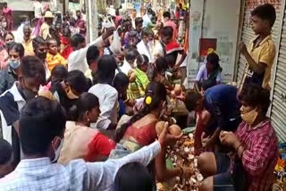 Crowd in front of temple