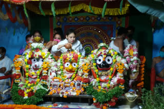 snan-yatra-of-lord-jagannath-dev-in-durgapur-isckon-temple