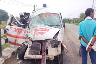 1 killed and 9 injured in kaimur road accident