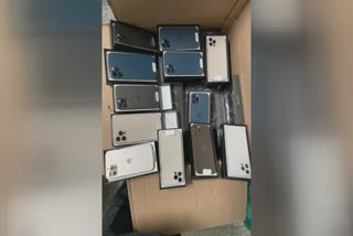 80 iPhones worth over Rs 1 cr seized at Hyd Airport  iPhones seized at Hyd Airport  1 cr iPhones seized  Rajiv Gandhi International Airport  Hyderabad LATEST NEWS  ഹൈദരാബാദ്‌ വിമാനത്താവളം  80 ഐഫോണുകൾ  ഒരു കോടി രൂപയുടെ 80 ഐഫോണുകൾ