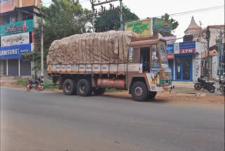 ration rice smuggling  kanniyakumari ration rice smuggling  smuggling  ration rice smuggling from kanniyakumari  kanniyakumar news  kanniyakumari latest news  crime news  கன்னியாகுமரி செய்திகள்  கன்னியாகுமரியில் நியாயவிலை கடை அரிசி கடத்தல்  நியாயவிலை கடை அரிசி கடத்தல்  ரேஷன் அரிசி கடத்தல்  கன்னியாகுமரியில் ரேஷன் அரிசி கடத்தல்  குற்றச் செய்திகள்