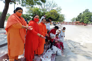 लावारिस शवों की अस्थियां