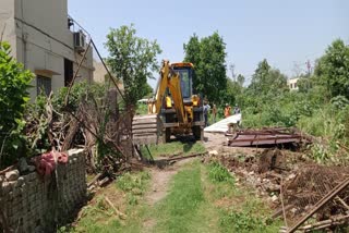 railway-removed-encroachment-from-its-land-in-rishikesh