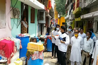 Raipur Mayor Ejaz Dhebar door to door campaign