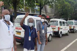 കോഴിക്കോട്-പാലക്കാട് ഹൈവേ  റോഡിലെ അശാസ്ത്രീയമായ ഹംപുകൾ  ആംബുലൻസ് ഓണേഴ്‌സ് ആൻഡ് ഡ്രൈവേഴ്‌സ് അസോസിയേഷൻ  കോഴിക്കോട് മെഡിക്കൽ കോളജ്  unscientific humps should be removed  unscientific humps  humps should be removed from roads  malappuram news