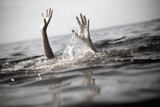 Four people drown in the sea