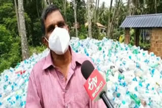 Kerala man picks up waste plastic bottle during morning walk