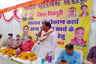 Minister of State for PWD Suresh Dhakad Rathkheda