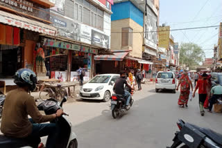 delhi govt order to shutdown lakshmi nagar market