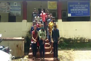 Students protest at BSNL office in Goa's Sattari over patchy internet