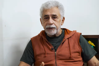 naseeruddin shah hospitalised  ratna pathak on naseeruddin shah health  naseeruddin shah health updates  naseeruddin shah unwell  നസറുദ്ദീന്‍ ഷാ ന്യുമോണിയ വാര്‍ത്ത  നസറുദ്ദീന്‍ ഷാ ആശുപത്രി വാര്‍ത്ത  നസറുദ്ദീന്‍ ഷാ ആശുപത്രിയില്‍ വാര്‍ത്ത  നസറുദ്ദീന്‍ ഷാ പുതിയ വാര്‍ത്ത  നടന്‍ നസറുദ്ദീന്‍ ഷാ ന്യുമോണിയ വാര്‍ത്ത