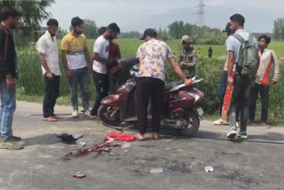 سرینگر: سڑک حادثہ میں 2 نوجوان شدید زخمی