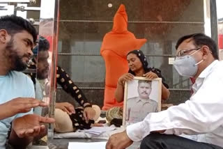 Pulwama martyr Kaushal Kumar's family sits on a protest