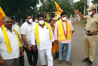 tdp leaders protest at krishna dam extension works