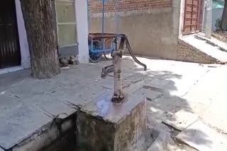 गांव में पानी की समस्या, water problem in village