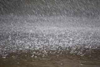 Light to moderate rain likely at some places of Chhattisgarh today