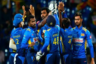 Sri Lanka  ശ്രീലങ്കന്‍ ക്രിക്കറ്റ് ബോര്‍ഡ്  Sri Lanka team  ലങ്കന്‍ താരങ്ങള്‍ക്ക് മുന്നറിയിപ്പ്  വാര്‍ഷിക കരാര്‍  chief selector  Pramodya Wickramasinghe  പ്രമോദ വിക്രമസിംഗെ