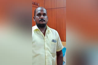 கொலை வழக்கு  murder news  karur rowdy murder  rowdy murder  trichy dig enquiry  trichy dig enquiry karur rowdy murder  karur news  karur latest news  crime news  murder  கரூர் கொலை வழக்கு  கொலை  திருச்சி சரக டிஐஜி ராதிகா விசாரணை  கரூர் மாவட்ட எஸ் பி சுந்தரவடிவேல்  பிரபல ரவுடி கொலை  கரூர் பிரபல ரவுடி கொலை  ரவுடி வெட்டிக்கொலை  famous rowdy stabed and murder in karur  karur famous rowdy stabed and murder  ரவுடி வெட்டிக் கொலை