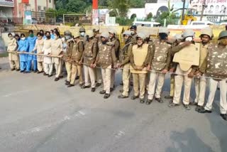 Police personnel are not getting weekly holiday in ChhattisgarhPolice personnel are not getting weekly holiday in Chhattisgarh