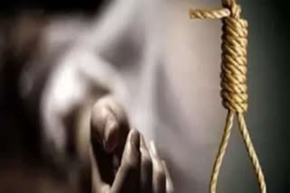 Married hanged in Una