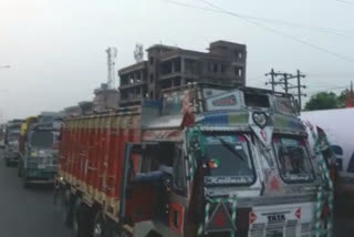 Traffic jam on Mahatma Gandhi Setu in Patna