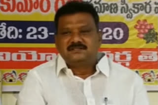 TDP leader Tenali Shravan Kumar