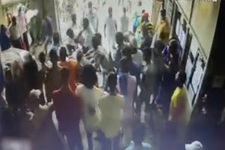 BJP Shiv Sena activists clash Dubey Hospital