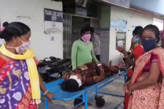 three people died in a road accident in memari purba bardhaman