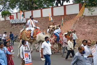 औरंगाबादमध्ये काँग्रेसचे इंधन दरवाढिविरोधात आंदोलन