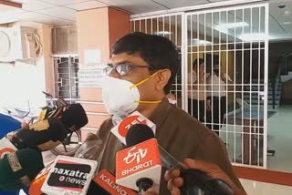 state health director, Bijay Mohapatra, covid situation in odisha, କିଛି ସ୍ଥାନରେ କମୁନି ସଂକ୍ରମଣ , ଭୁବନେଶ୍ବର କୋରୋନା, bhubaneswar covid, ସ୍ବାସ୍ଥ୍ୟ ନିର୍ଦ୍ଦେଶକ, କମ୍ୟୁନିଟି ଭାଇରସ