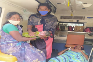 delivery in 108 vehicle in anantapuram