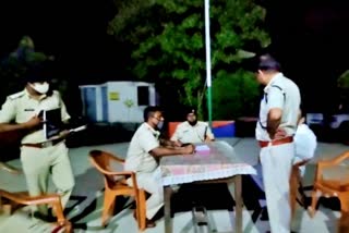 police-searching-friend-of-trainee-dsp-in-koderma