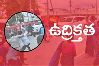 abvp activists obstruct the ktr convoy