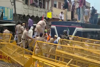 Protesting farmers clash with cops  Farmers clash with police  Clash in Yamunanagar  Protesting farmers news  Protesting farmers in Haryana  കർഷകരും പൊലീസും തമ്മിൽ ഹരിയാനയിൽ ഏറ്റുമുട്ടൽ