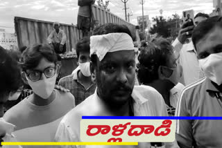 fight between ysrcp leaders