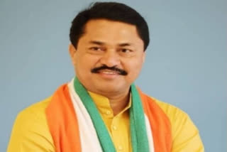 Turn anger into strength if friends backstab us: Maha Cong chief to workers  maharashtra congress chief  nana patole  ncp  shivsena  'പ്രതിബന്ധങ്ങൾ ശക്തിയാക്കുക,ഒപ്പം നിന്ന് ചതിക്കുന്നവരോട് പ്രതികരിക്കരുത്'; നാനാ പട്ടോലെ  നാനാ പട്ടോലെ  മഹാരാഷ്ട്ര കോൺഗ്രസ് അധ്യക്ഷന്‍ നാനാ പട്ടോലെ  എൻസിപി  ശിവസേന