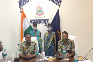 two-women-naxalites-surrender-in-narayanpur