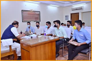 Chief Minister's meeting with Dibrugarh University student representative