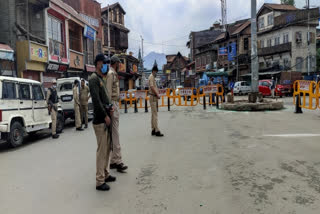 Restrictions mark martyrs day in Kashmir