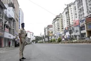 kerala eases lockdown restrictions;shop timings extended  covid lockdown  kerala  lockdown restrictions  covid  സംസ്ഥാനത്ത് കൂടുതൽ ഇളവുകൾ; കടകളുടെ പ്രവർത്തന സമയം രാത്രി എട്ട് വരെ  കൊവിഡ് നിയന്ത്രണങ്ങൾ  കൊവിഡ്