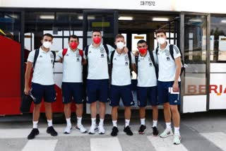 Technical problem delays Spain football team's flight to Japan by 24 hours