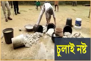 Police crackdown on illegal lacquer At Bilashipara,Dhubri District
