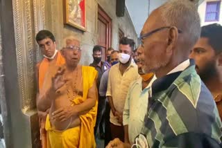 accused-ask-pardon-infront-of-katilu-durgaparameshwari-temple