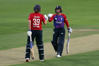 England Women Beat India Women In 3rd T20I BY 8 WICKETS and win series 2-1