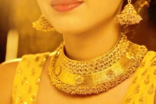 gold rate in Tamilnadu  gold rate  today gold rate  silver rate  gold and silver rate  தங்க விலை  தங்கம் மற்றுல் வெள்ளி விலை  வெள்ளி விலை