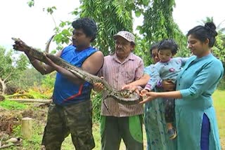 python-rescued-in-harakere-shivamogga